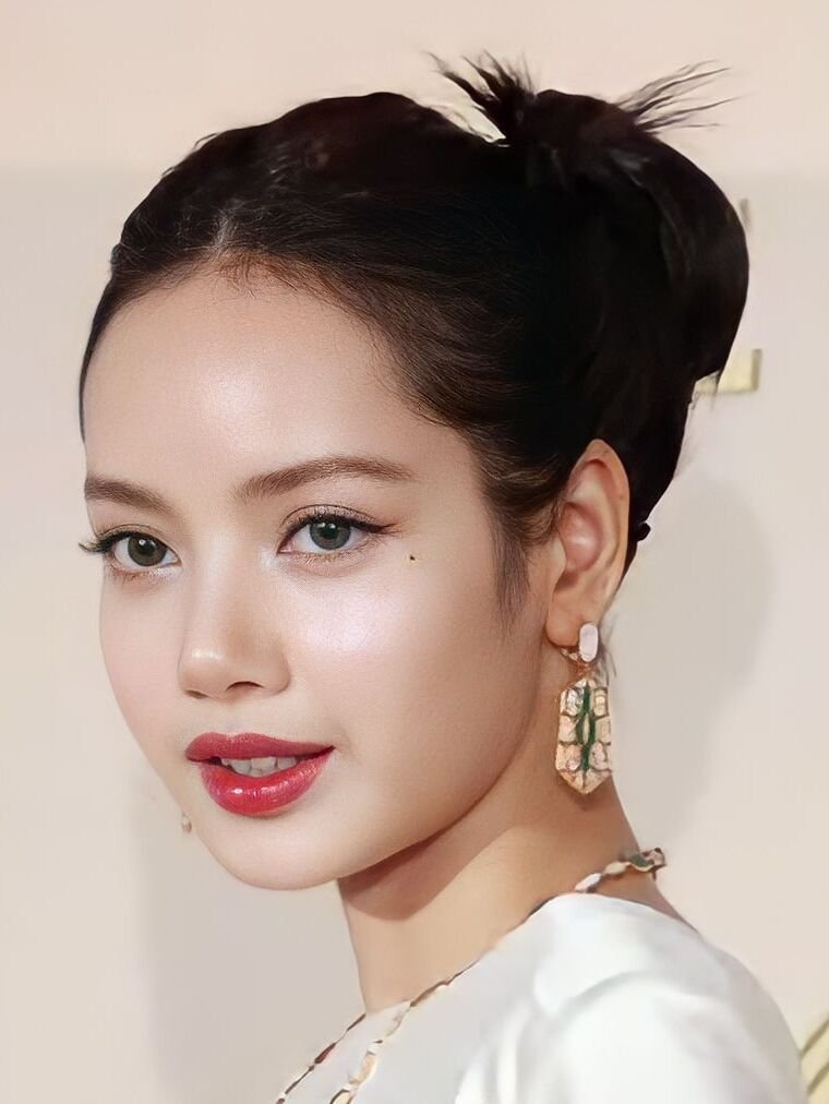 LISA at a Bulgari photo call in 2023